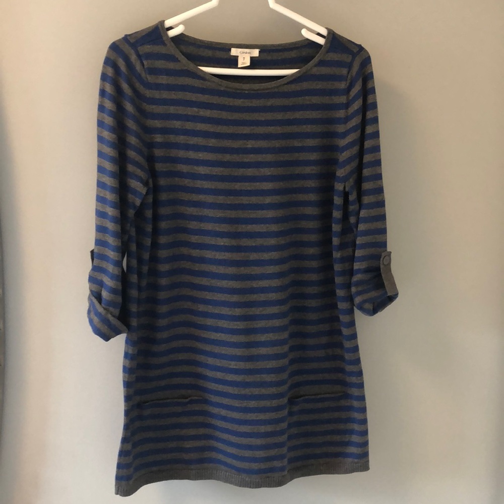 Caslon 3/4 sleeve tunic sweater with cuffed sleeves.